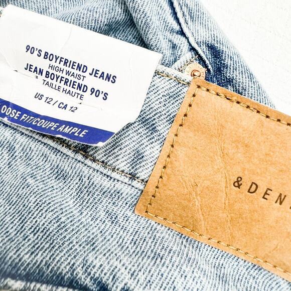 & Denim 90's Boyfriend Jeans High Waist Light Wash Denim Size 12 NWT - Picture 7 of 8